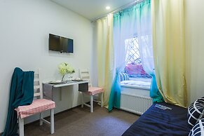 Polezhaev Studios and Apartments