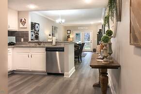 2103 Golf View Towers Lazy Bears Den