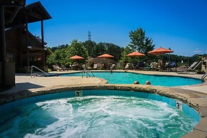 3106 Golf View Hillcrest In The Heart of it All