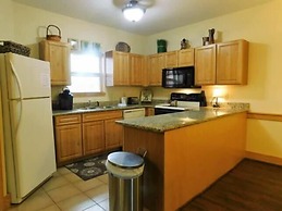 3106 Golf View Hillcrest In The Heart of it All