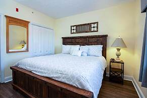 1203 Golf View Towers Bears Den