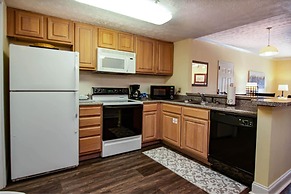 1203 Golf View Towers Bears Den