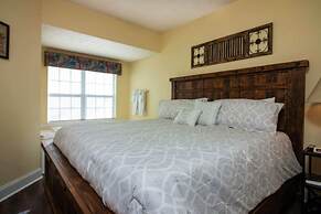 1203 Golf View Towers Bears Den