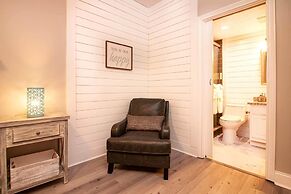 1504 Golf View Towers Above It All