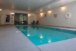 1504 Golf View Towers Above It All