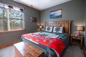 3211 Golf View Hillcrest Cordelia's Mtn View