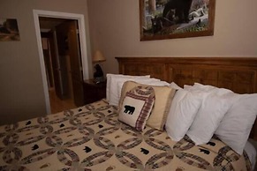 1502 Golf View Towers Happy Time Bear