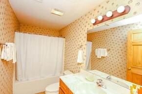 3209 Golf View Hillcrest Journey's End