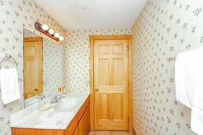 3209 Golf View Hillcrest Journey's End