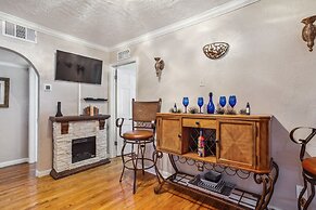 The Old Downtown Historic Grand Prairie House 4 Bedroom Home by RedAwn