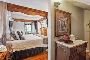 The Old Downtown Historic Grand Prairie House 4 Bedroom Home by RedAwn