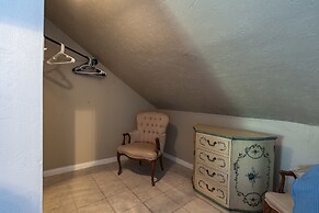 The Old Downtown Historic Grand Prairie House 4 Bedroom Home by RedAwn