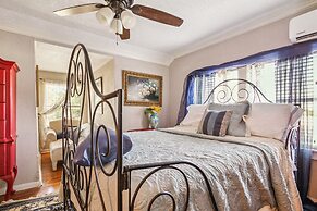 The Old Downtown Historic Grand Prairie House 4 Bedroom Home by RedAwn