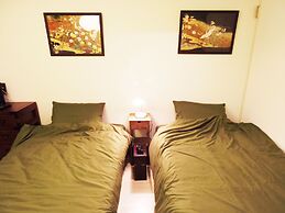 Cozy Japanese Style Room