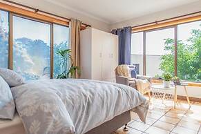 Vintage Cuddle Guest House