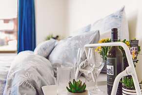 Vintage Cuddle Guest House