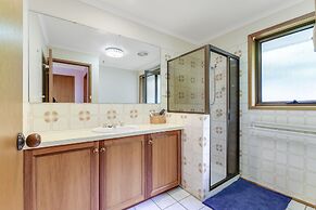 Vintage Cuddle Guest House