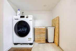 Summer Lotus House Osaka