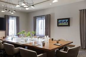 Kimpton Armory Hotel Bozeman by IHG