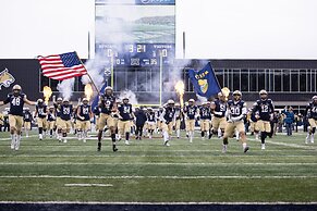 Kimpton Armory Hotel Bozeman by IHG