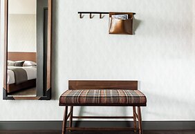 Kimpton Armory Hotel Bozeman by IHG