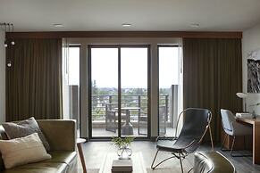 Kimpton Armory Hotel Bozeman by IHG