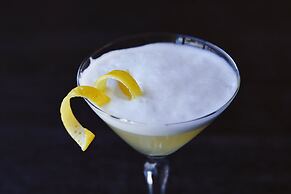 Kimpton Armory Hotel Bozeman by IHG