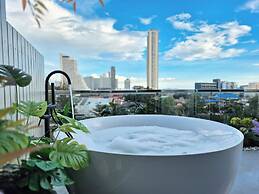 HT9 HOTEL