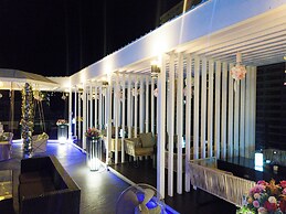HT9 HOTEL