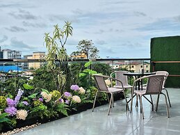 HT9 HOTEL