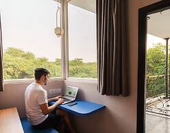 Minimalist Poshtel and Suites - Hostel