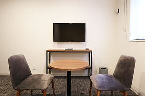 M’s Hotel Nijojo Oike