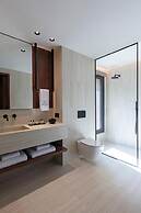 The Lynx Mountain Resort