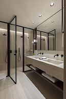 The Lynx Mountain Resort