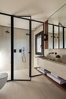 The Lynx Mountain Resort