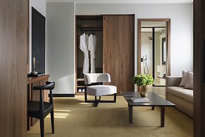 The Lynx Mountain Resort