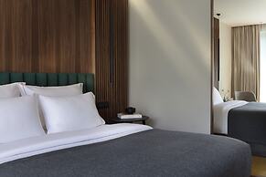 The Lynx Mountain Resort