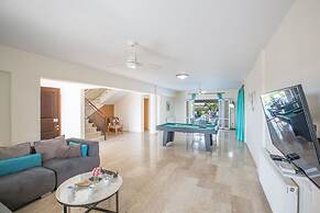 Luxury 4 Bedroom Villa With Private Pool, Sotira Villa 1301