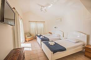 Luxury 4 Bedroom Villa With Private Pool, Sotira Villa 1301