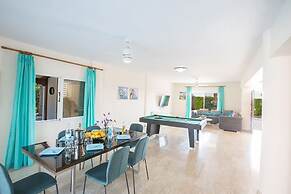 Luxury 4 Bedroom Villa With Private Pool, Sotira Villa 1301