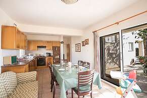 Luxury 4 Bedroom Villa With Private Pool, Sotira Villa 1301