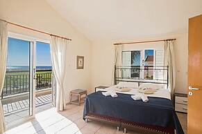 Luxury 4 Bedroom Villa With Private Pool, Sotira Villa 1301