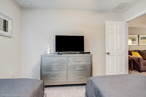 Luxury 4 Bedroom Townhome on Solara Resort, Orlando Townhome 3104