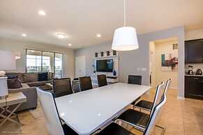 Beautiful Villa With Private Pool, Close to Disney, Orlando Villa 2619