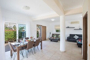 Cyprus Villa Near the Beach, Protaras Villa 1245