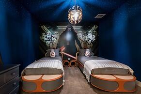 Luxury 8 Bedroom Villa on Encore Resort at Reunion, Orlando Villa 2927