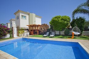 Cyprus Villa Near the Beach, Sotira Villa 1001