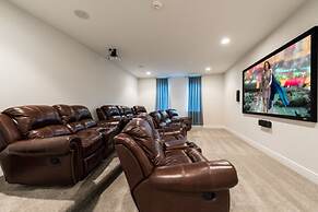 Beautiful Mansion With Private Pool, Close to Disney, Orlando Mansion 