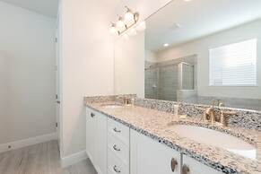 Beautiful Mansion With Private Pool, Close to Disney, Orlando Mansion 