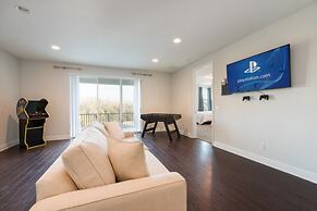 Beautiful Mansion With Private Pool, Close to Disney, Orlando Mansion 